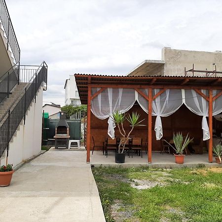فندق Casa Orhideea كوستِنيست المظهر الخارجي الصورة